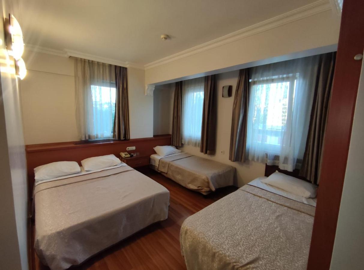 Hotel Nayla Istanbul Bagian luar foto